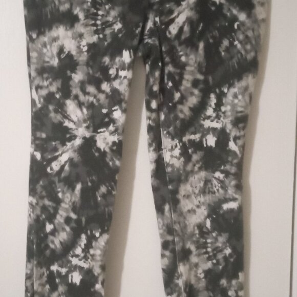 Time and Tru women's spandex pants M(8-10)black/white back pockets exercisewear - Picture 1 of 3